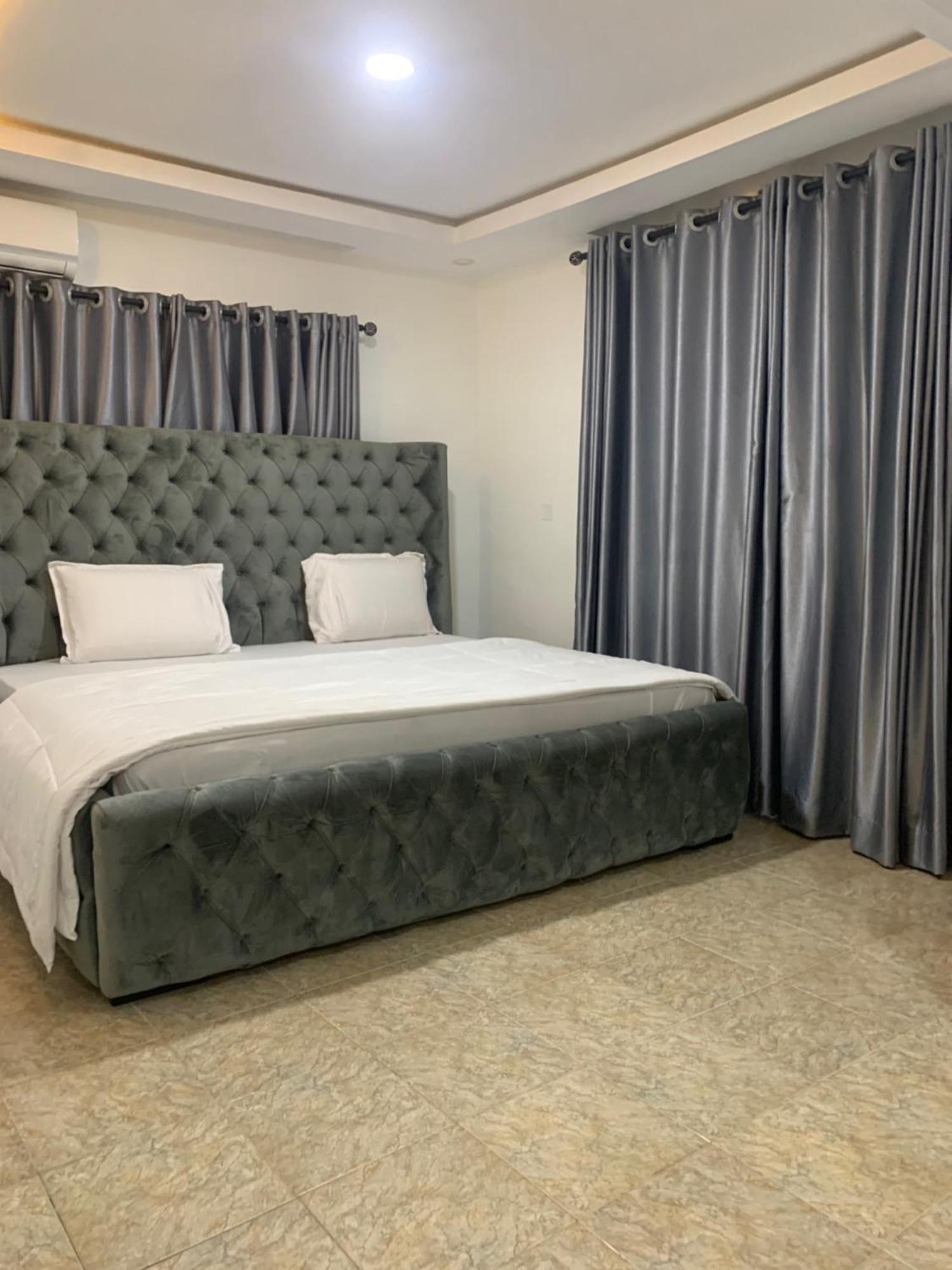 Weena Hotel & Resort 拉各斯 外观 照片